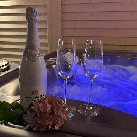 Ferienhaus Casa Deluxe Dockweiler Eifel Eksteriør bilde